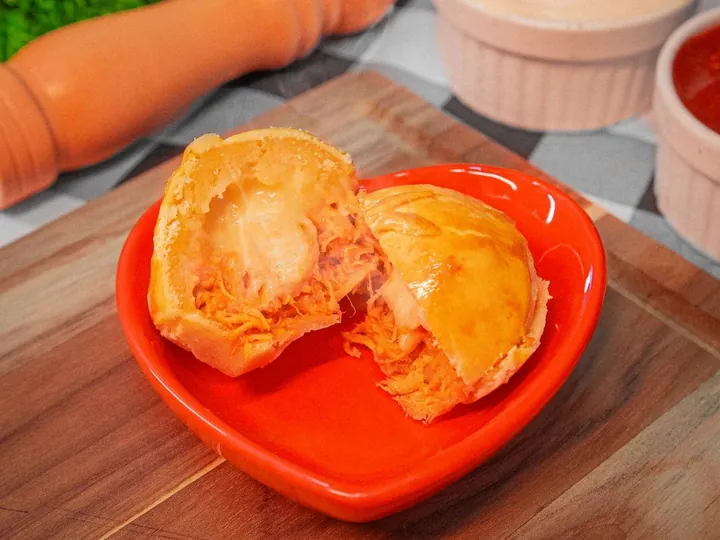 Empada de frango com bacon do Sabor de Mãe, salgados tamanho lanche