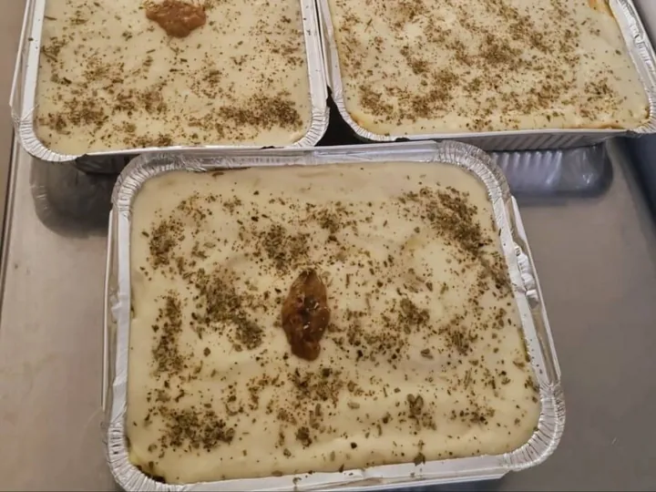 Lasanha congelada 1,1 kg do Sabor de Mãe, pratos e congelados